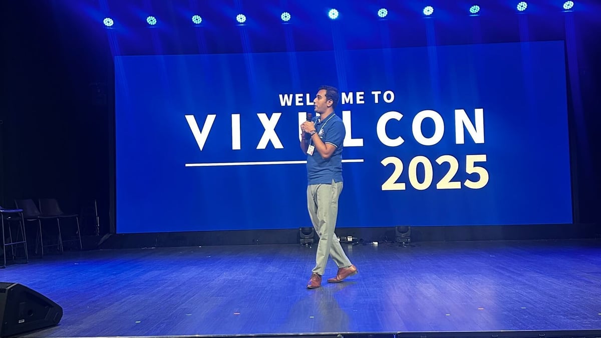 VixulCon 2025 Candid 41