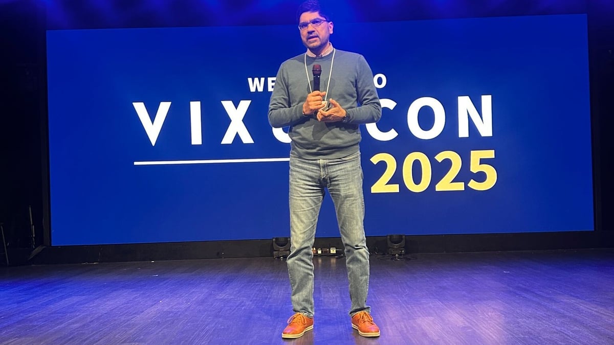 VixulCon 2025 Candid 29
