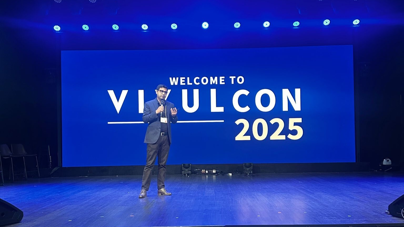 VixulCon 2025 Candid 37
