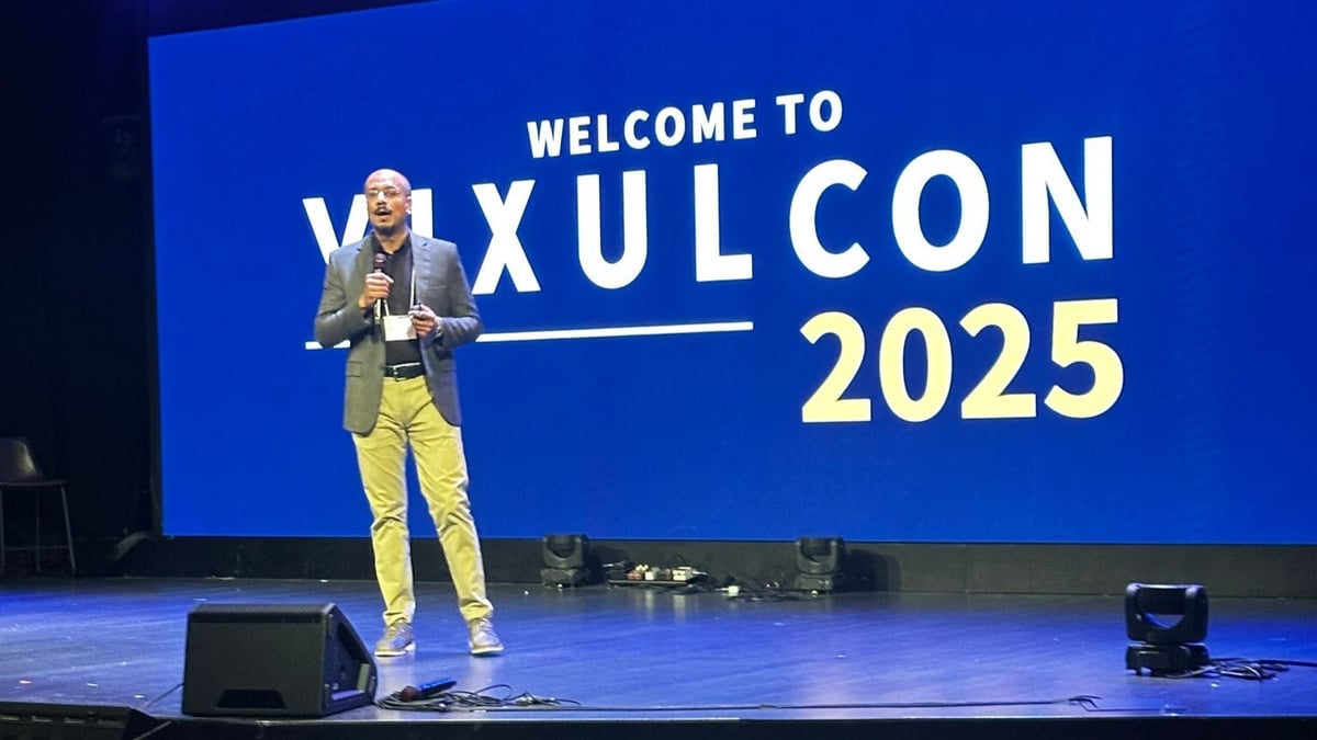 VixulCon 2025 Candid 02