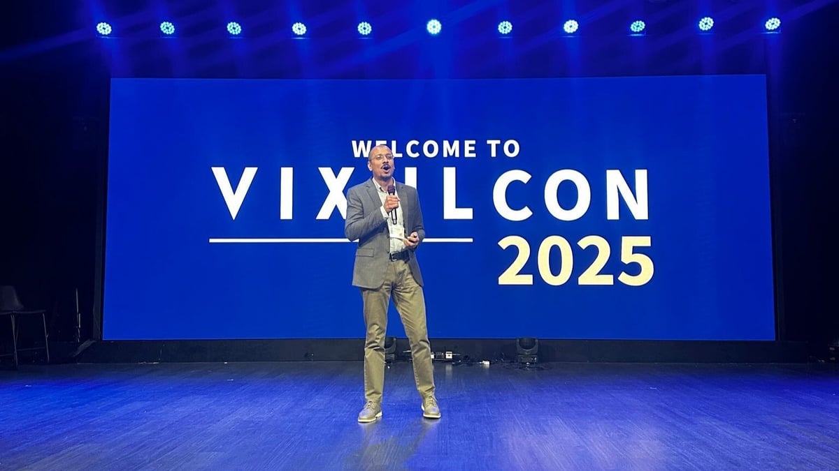 VixulCon 2025 Candid 05
